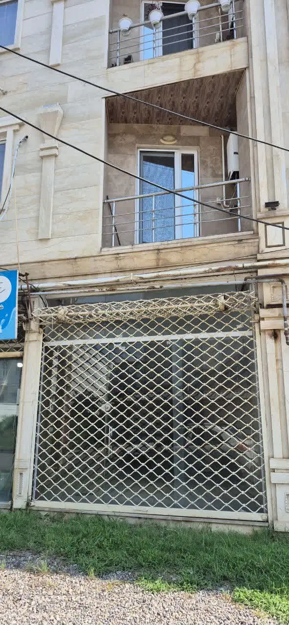 مغازه ۳۵ و نیم متری در رودسر