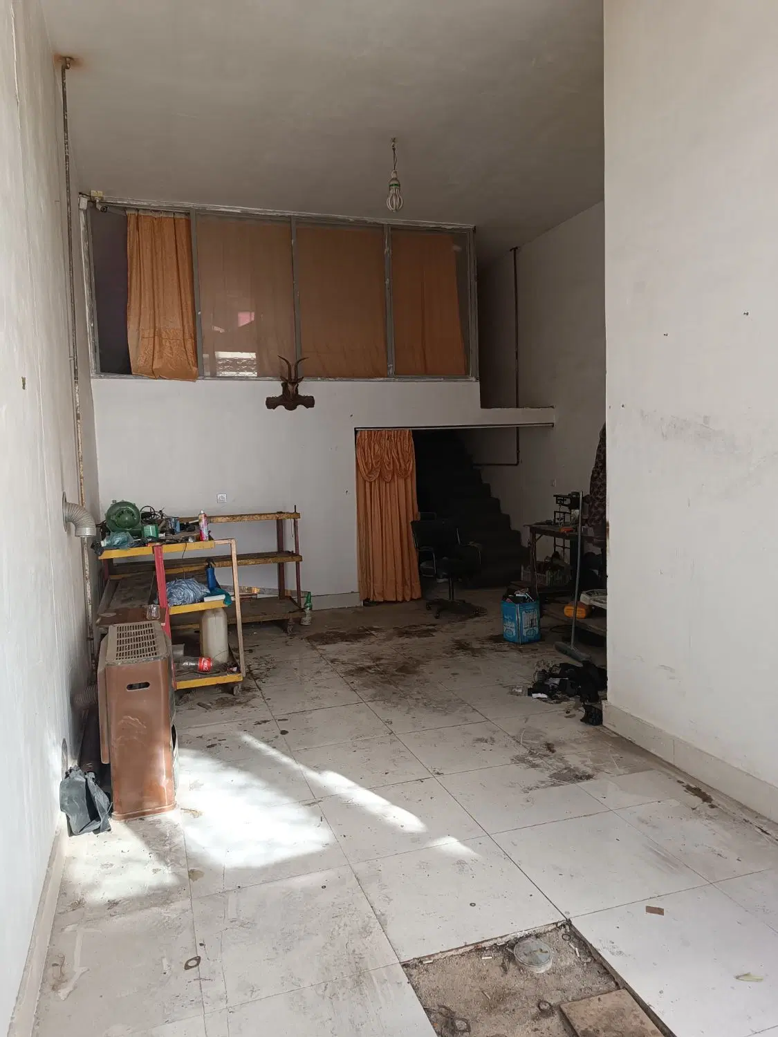 کارگاه یاانباری