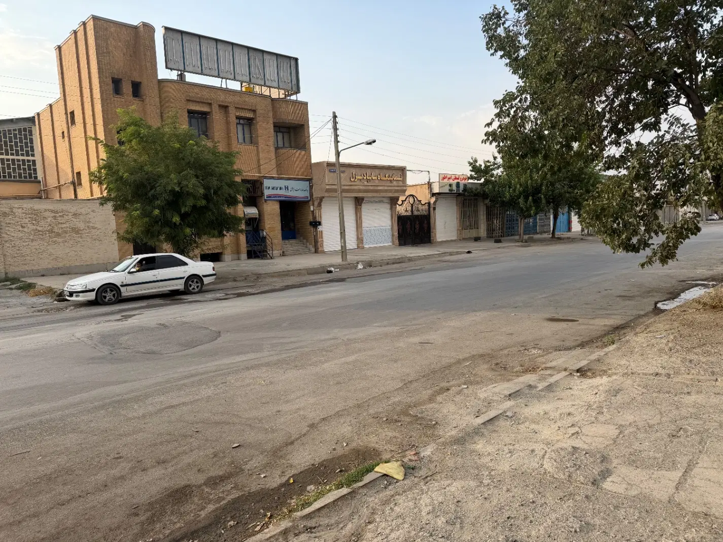 فروش ۳دانگ نمایشگاه