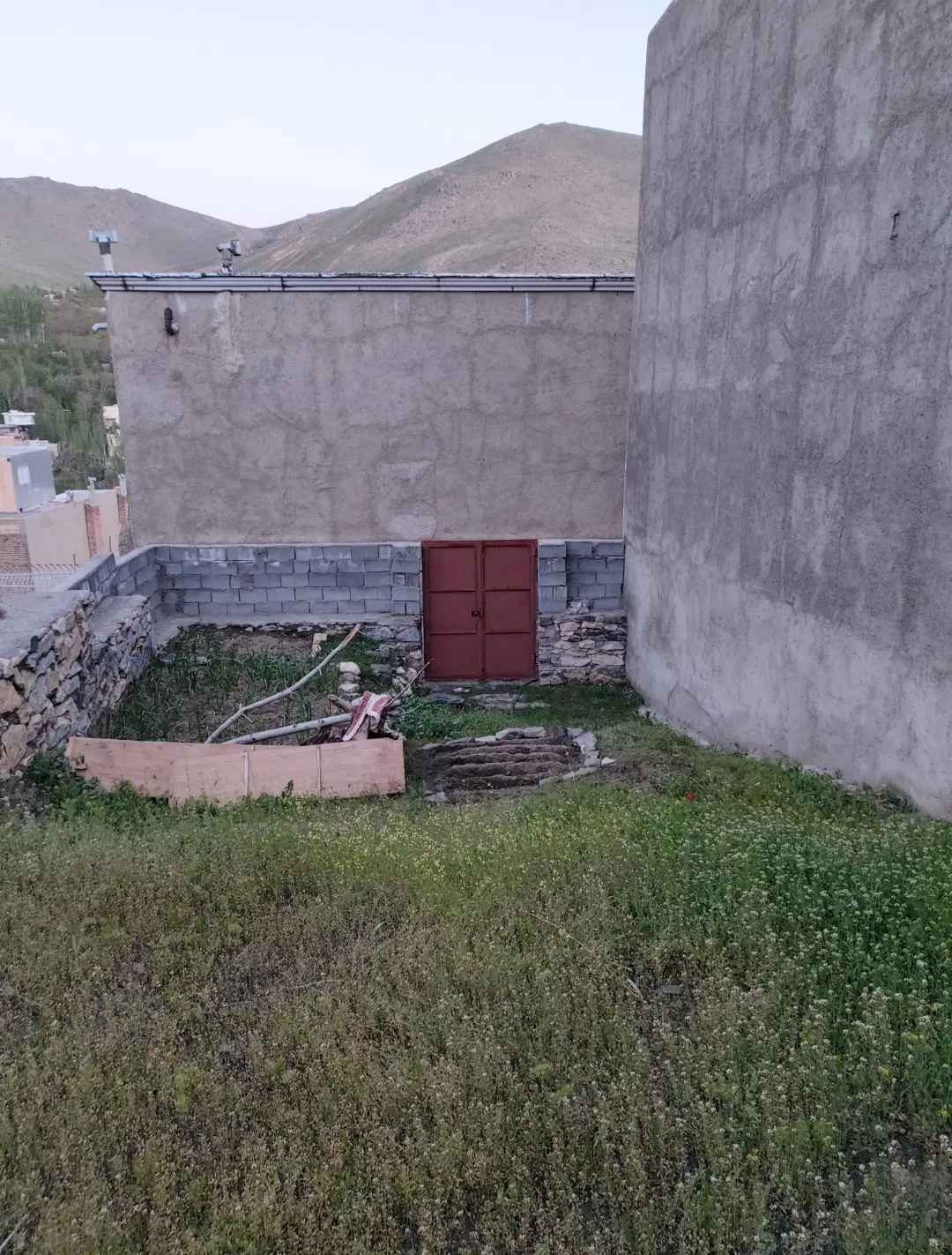 زمین در منطقه خوش آب و هوای دره مرادبیگ