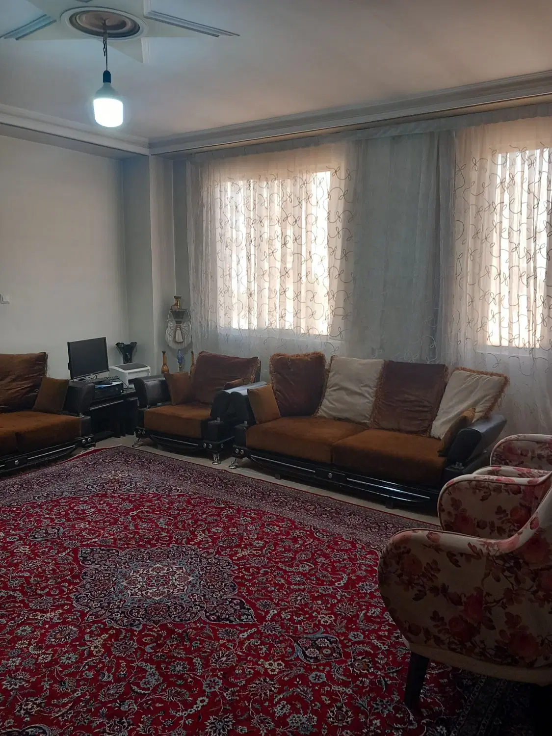 یک واحد آپارتمان