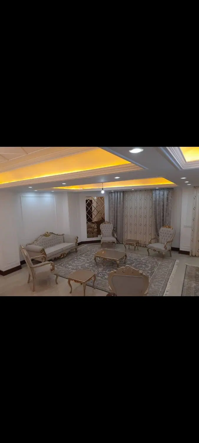 ویلا فاز۲ طبقه دوم فول ۱۲۵متر