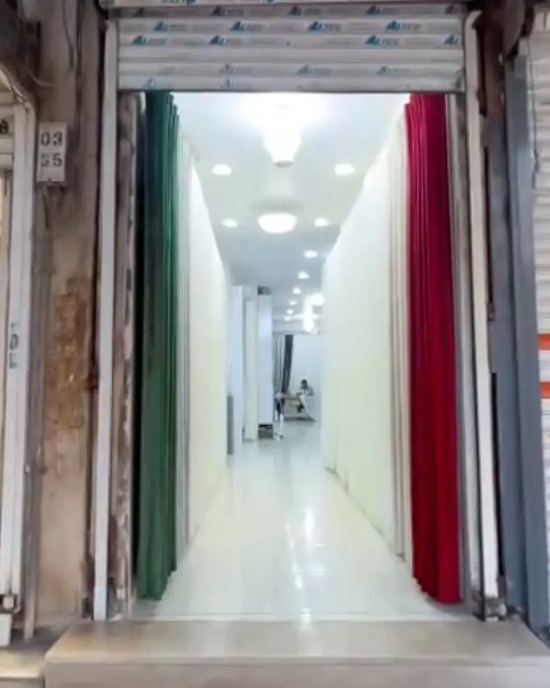 مغازه تجاری سه راه مرادخان اجاره داده میشود