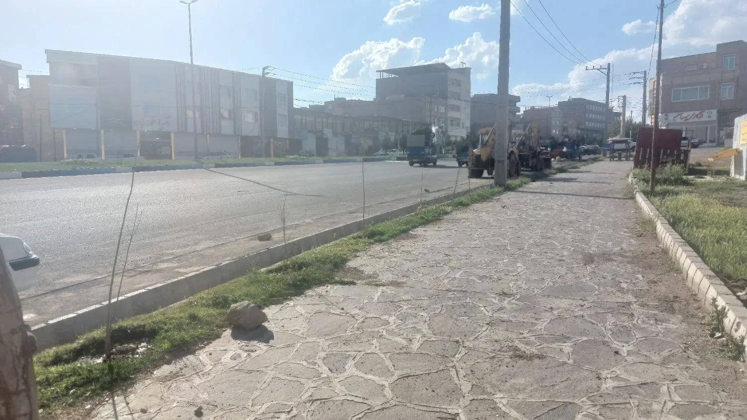 زمین تجاری ۲۸۱ متر سند ۶ دانگ ش قطعه ۳