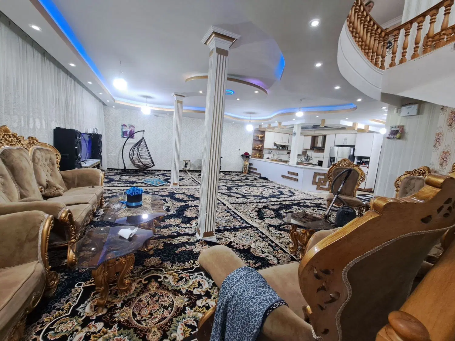 فروش ویلایی ۱۸۰ متری دوبلکس لوکس شهرک