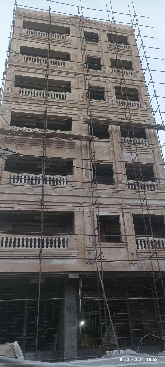آپارتمان انقلاب زیر۲۰متری