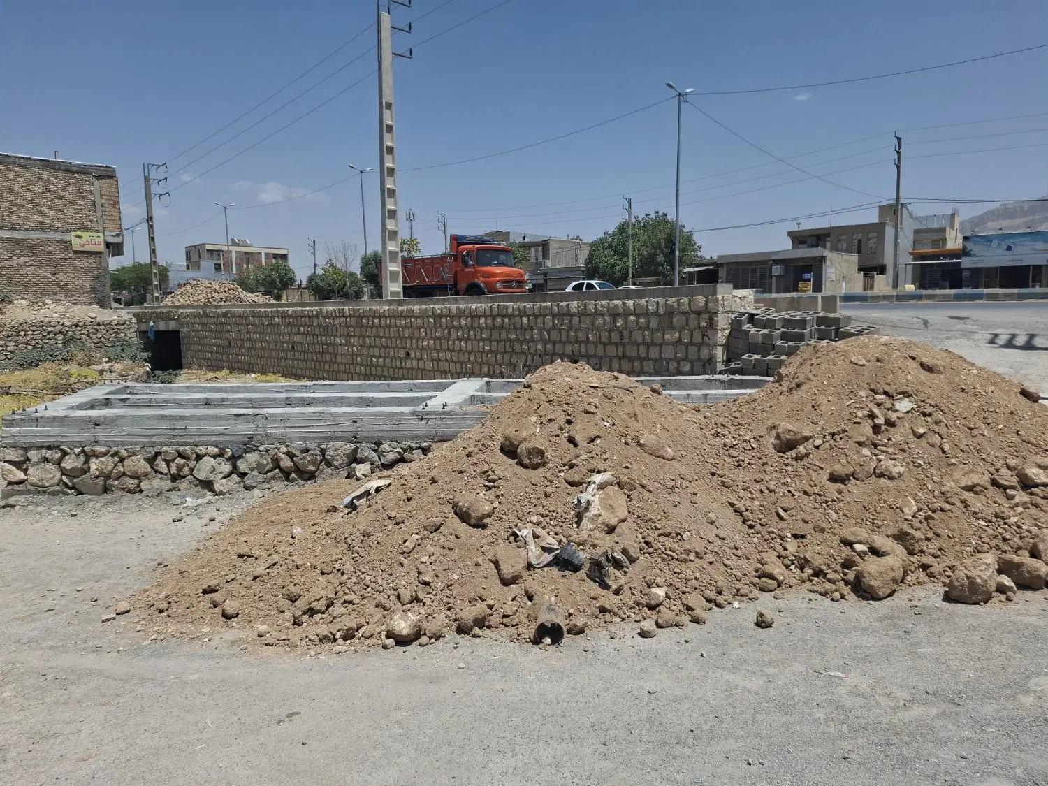 زمین تجاری ۷۵متر سه بر ،براصلی بلوار هفت چشمه