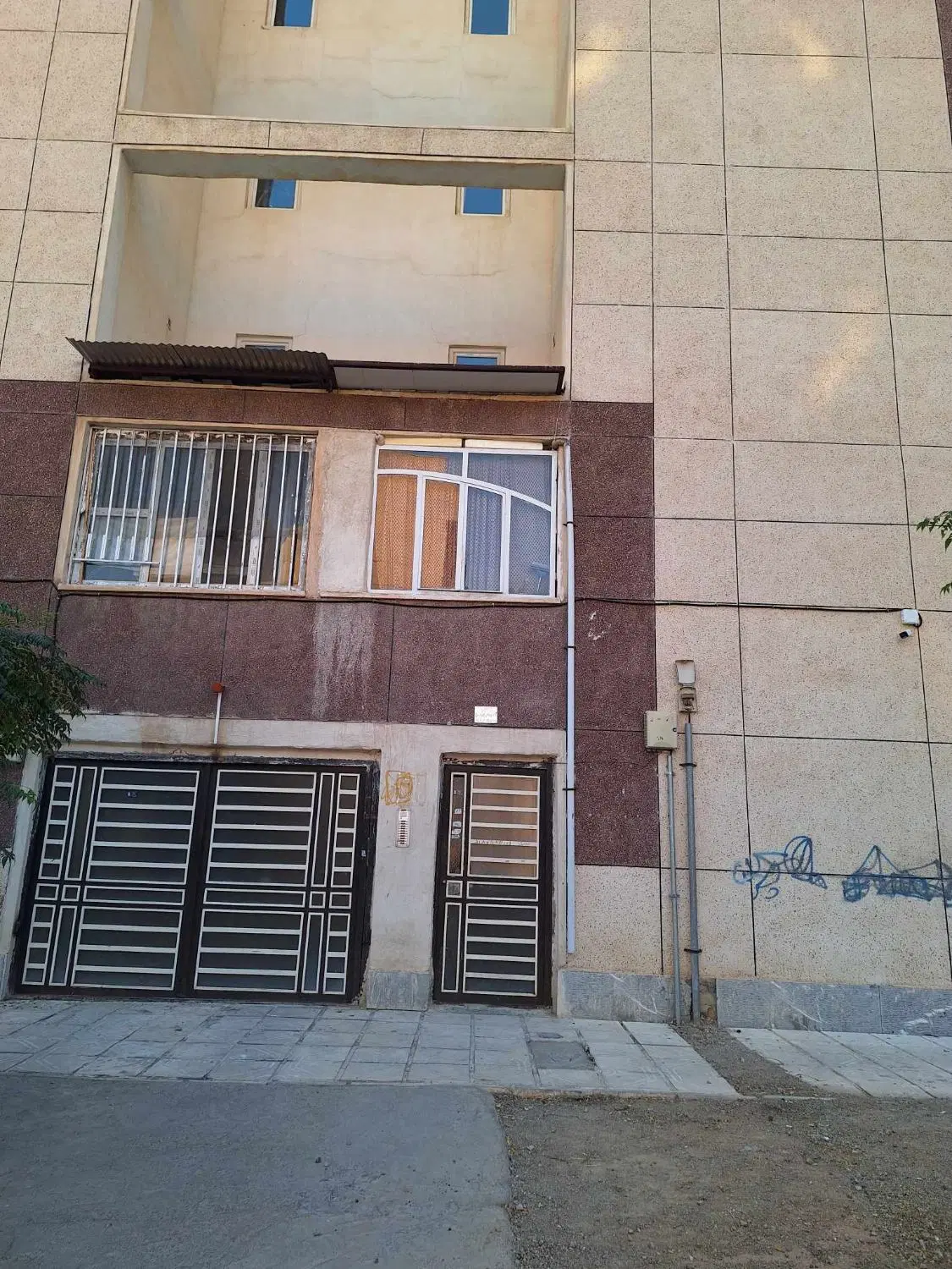 فروش یک واحد اپارتمان مسکن مهر فاز دو