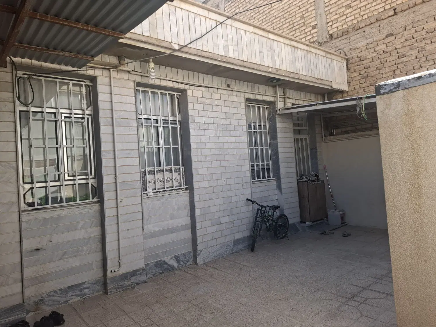 فروش ویلایی ۱۸۰ متر بلوار تعمیرکاری عیان نشین