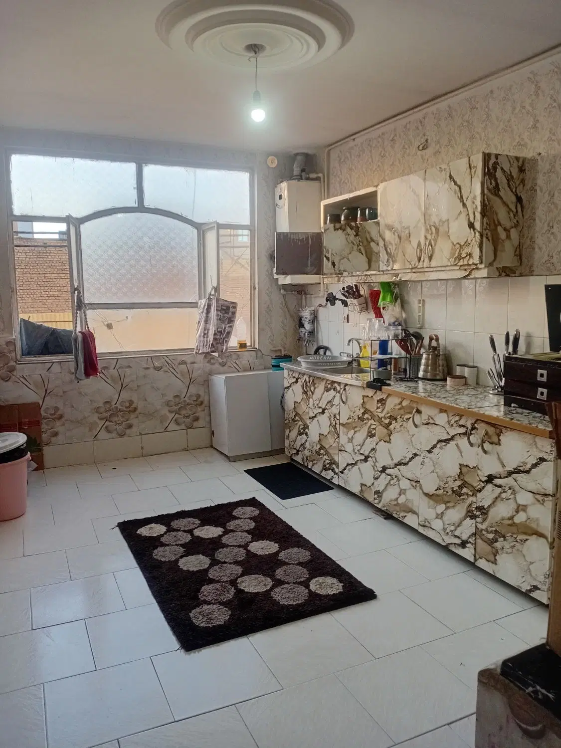 واحد اجاره ای  تک خواب  تمیز قیمت مناسب