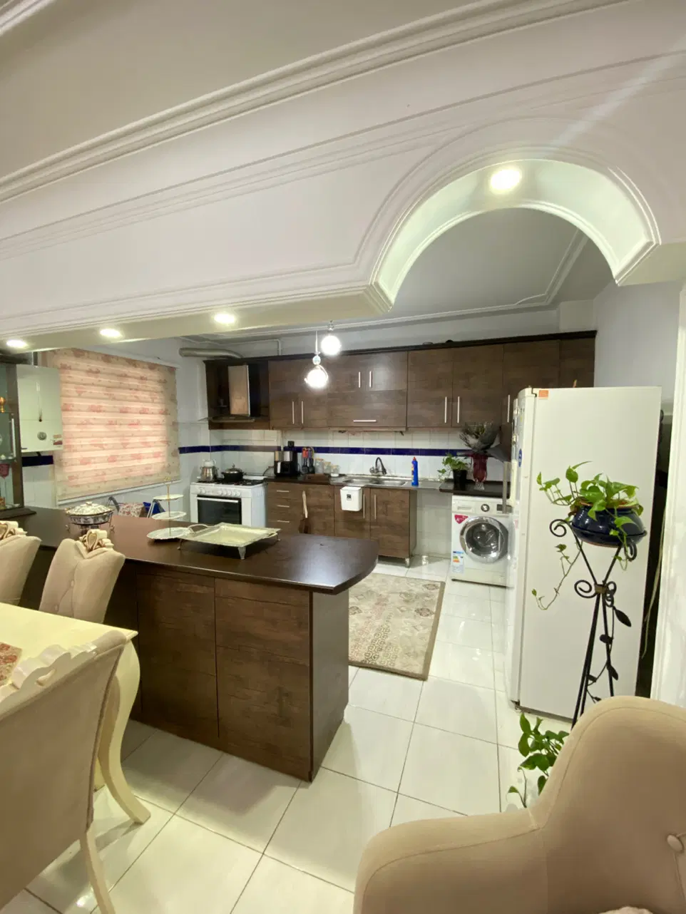رهن خانه در استقامت