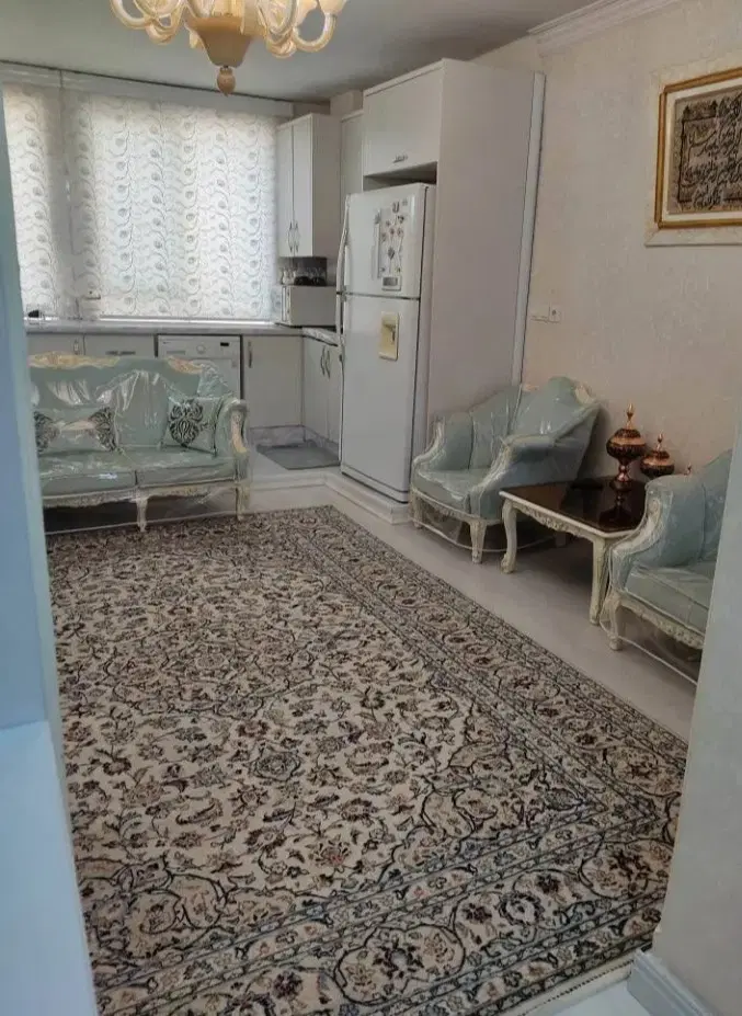 رهن واجاره ۶۰متری ۲خواب پارکینگ انباری بالکن