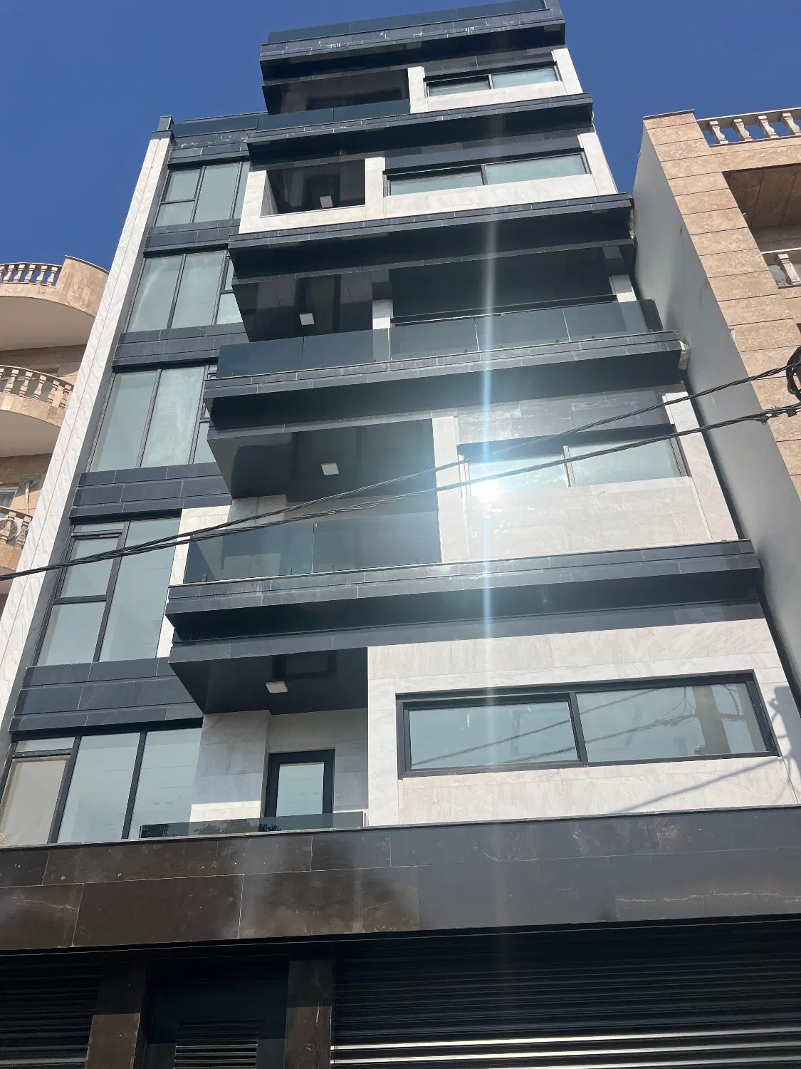 زمین ۷۰۰ متری   فروش فوری صدو پنج میلیارد