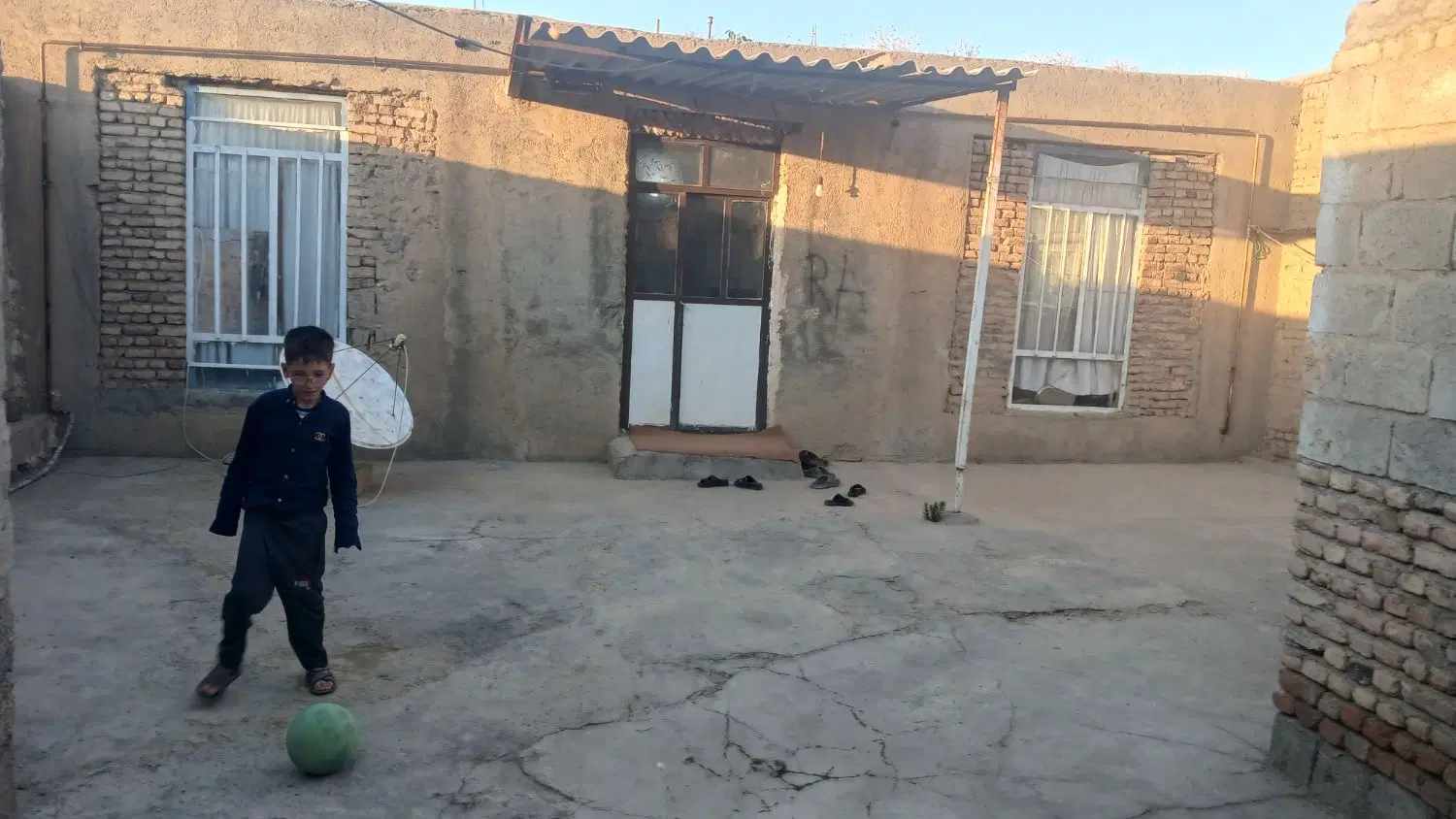 اجاره‌ی ساختمان کلنگی