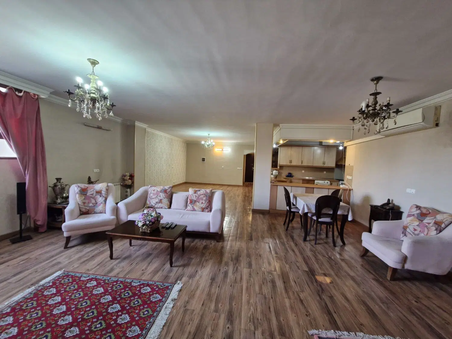 مسکونی۱۵۰ متری  ۲ خوابه نظر غربی