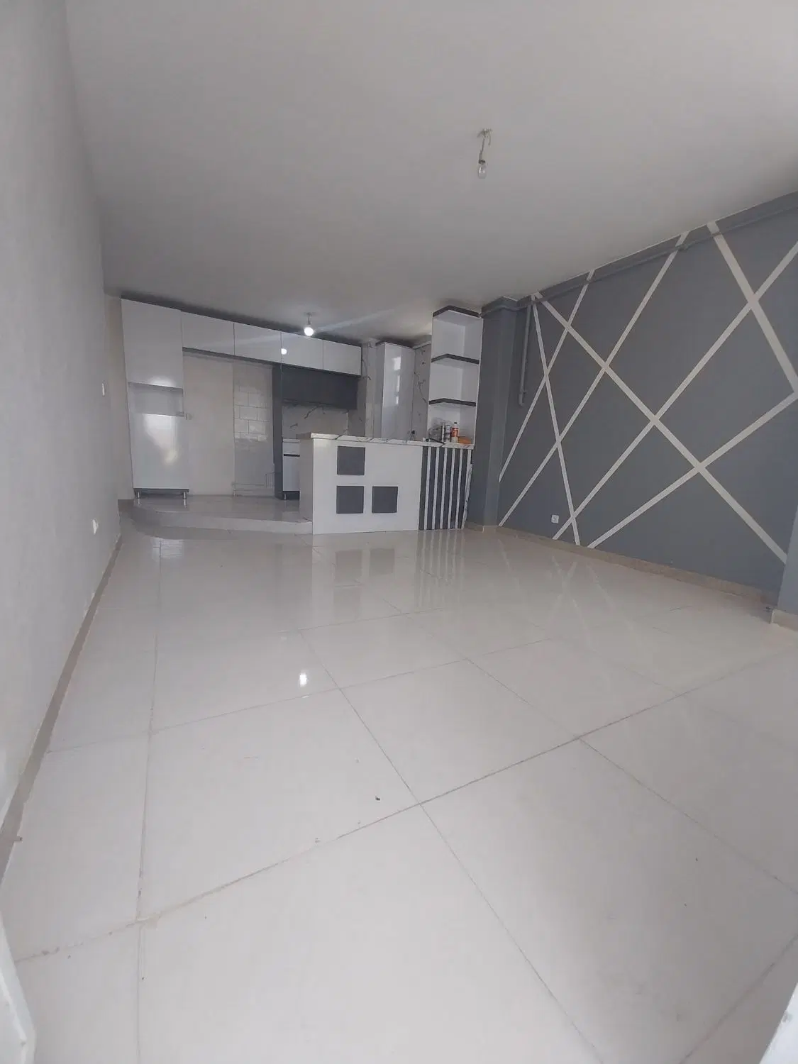 رهن و اجاره اپارتمان اندیشه