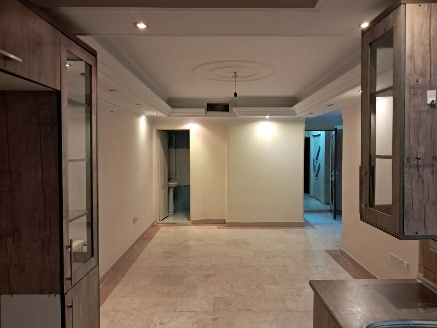 رهن و اجاره ۵۵متری(تهرانپارس غربی)
