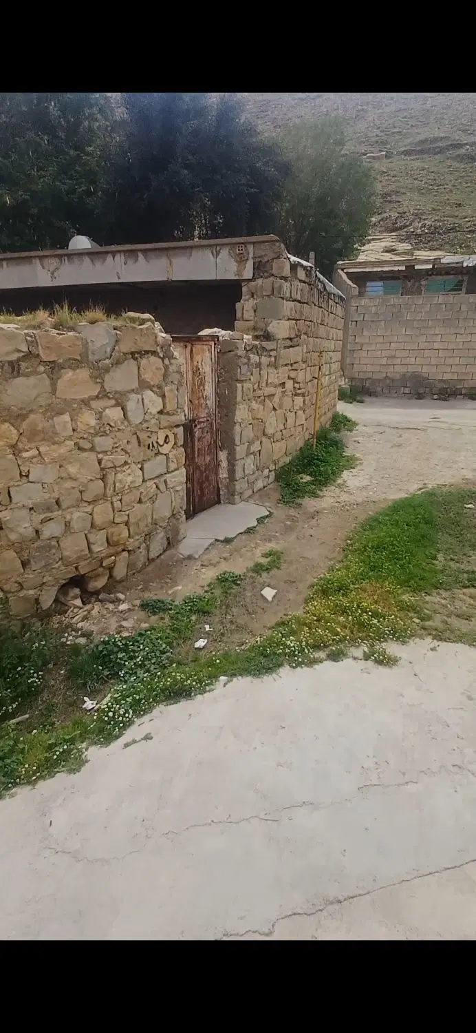 فروش ویلایی مسکونی ۱۴۷ متر نفتک