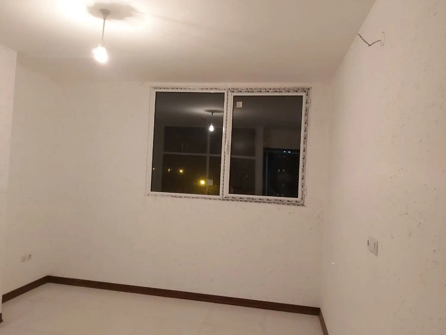 آپارتمان ۱۲۸ متری خیابان بهارستان غربی
