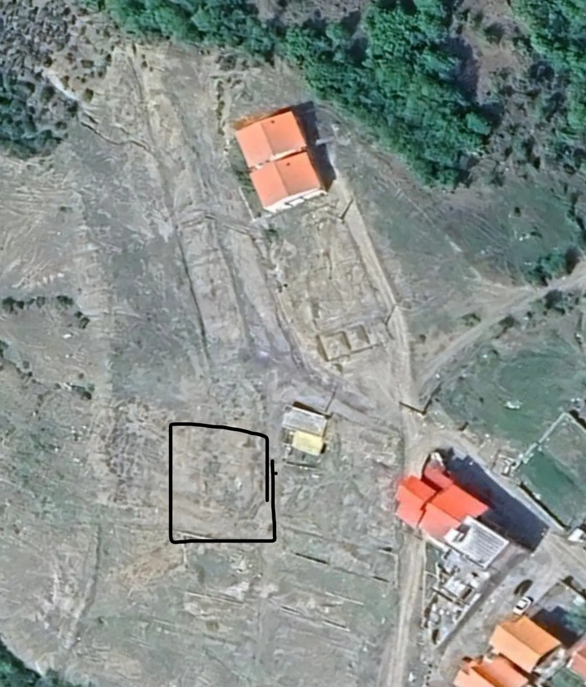 زمین مسکونی