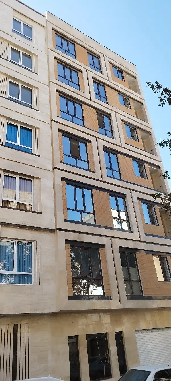 آپارتمان ۷۰ متری ( جشنواره )