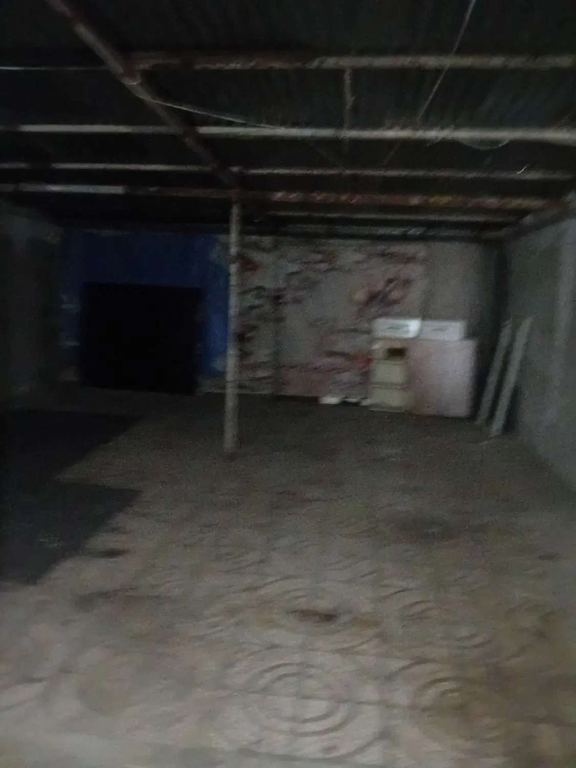 انباری ۷۵ متری