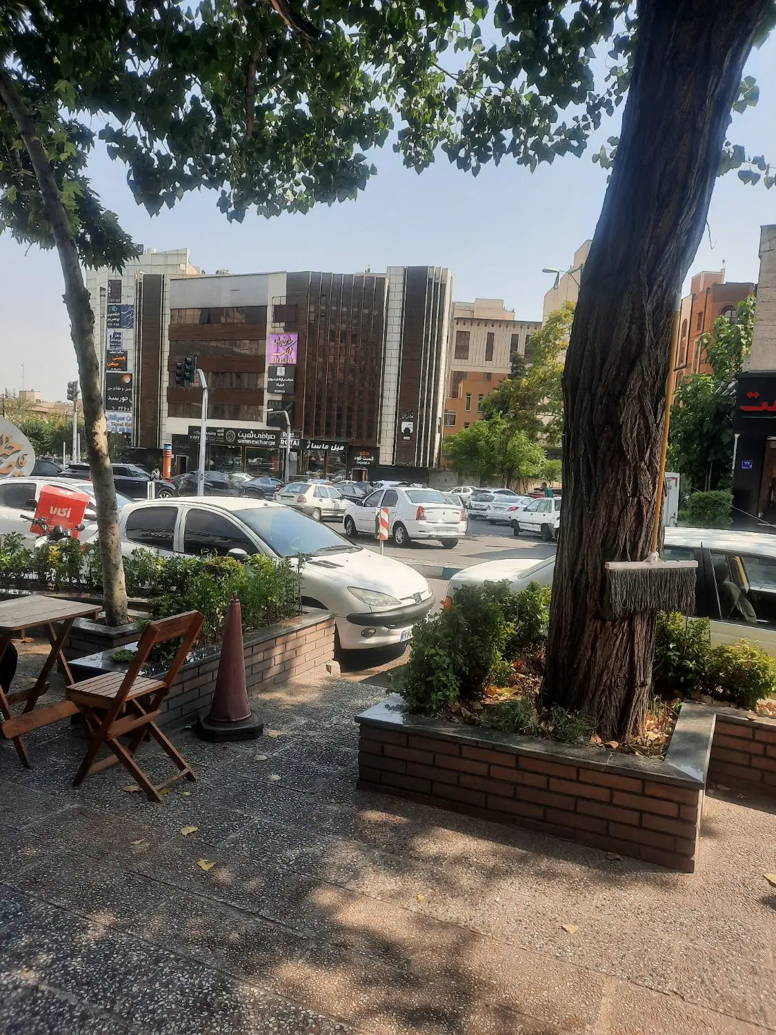 رهن واجاره مغازه۲۶متری بلواراندرزگو