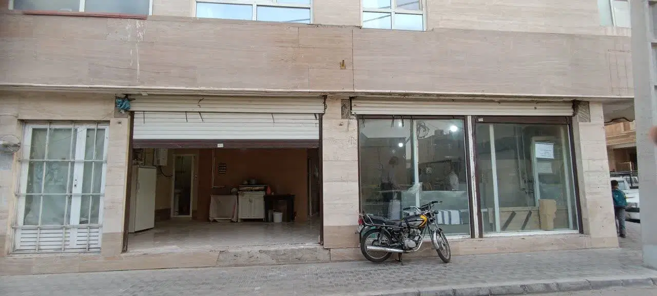 مغازه ی 95متری همکف