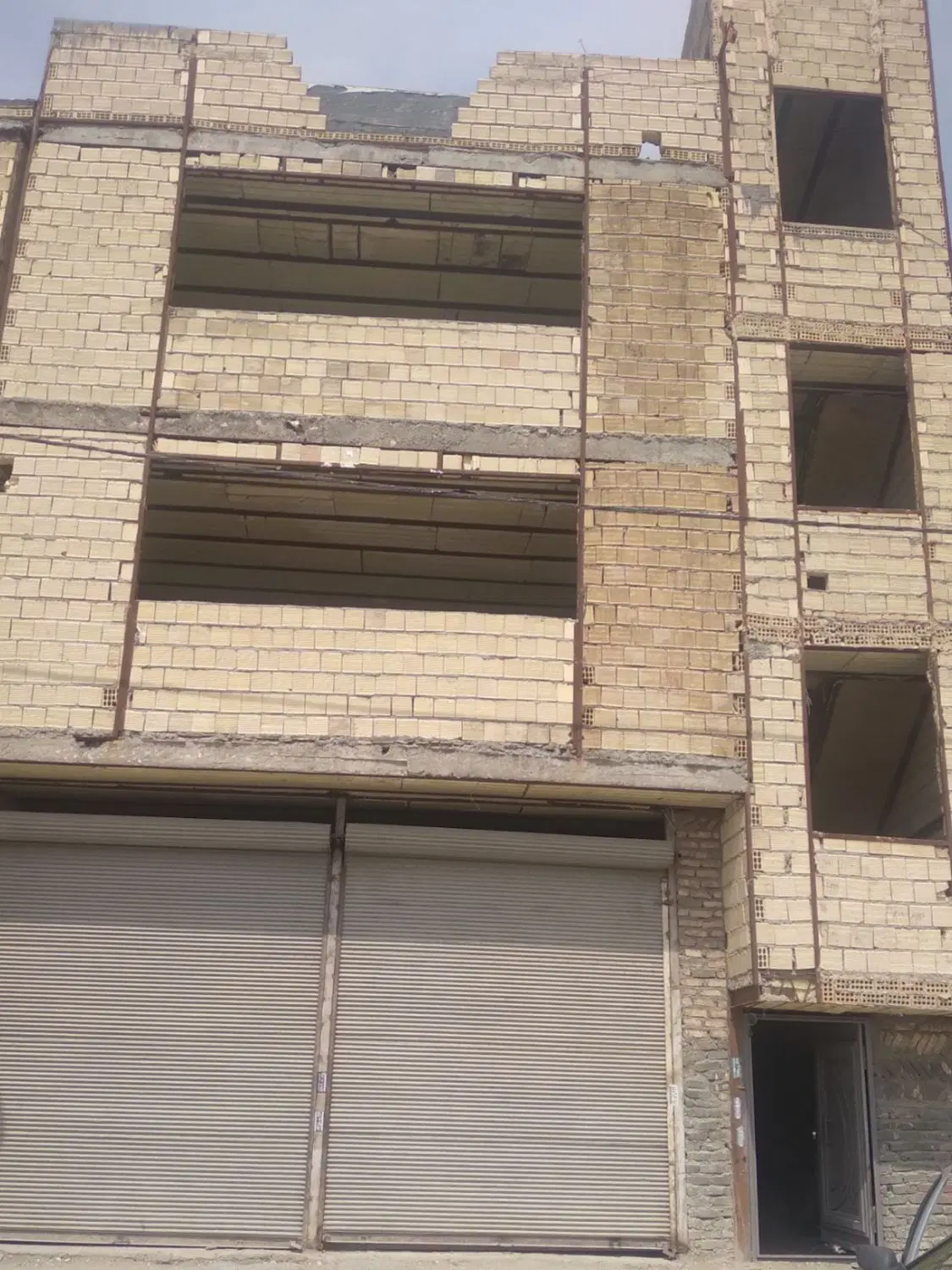 فروش ملک نیمه کاره