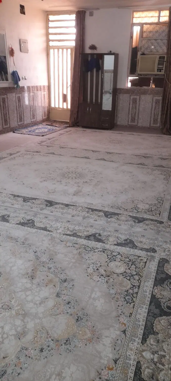 منزل ۱۳۰متری پشت مدرسه رودکی خیابان شهیدحبیب داودی