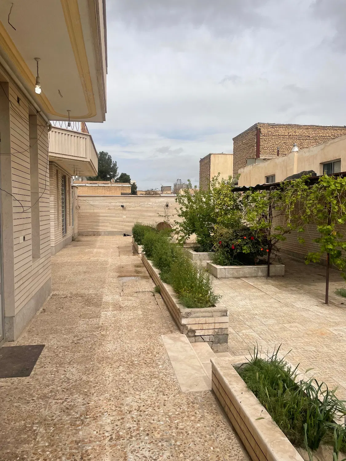 منزل همکف مستقل ۴خواب نصیری شمالی