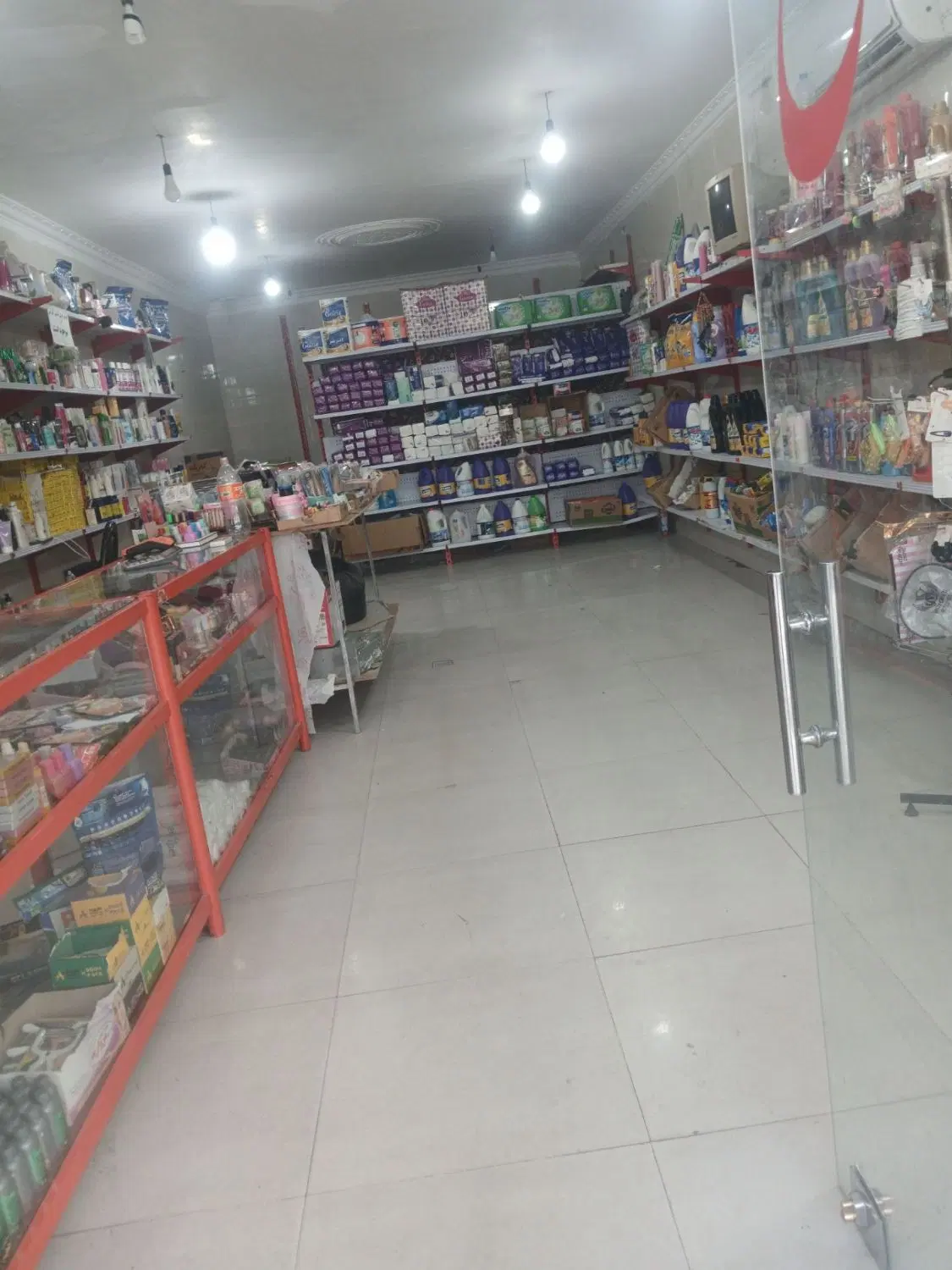 اجاره مغازه ۶۰ متری بلوار جانبازان بین کوچه ۶ و ۸