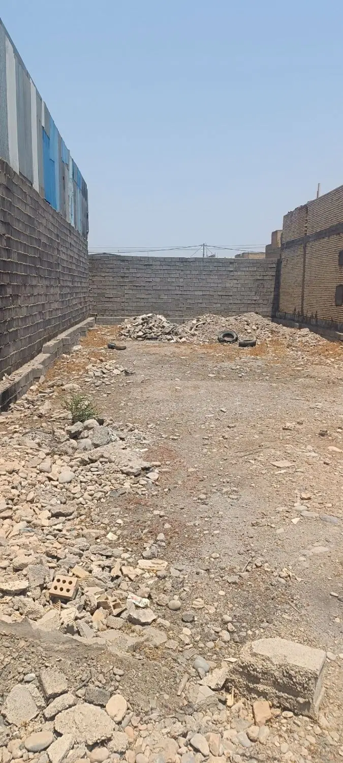 زمین 70متری