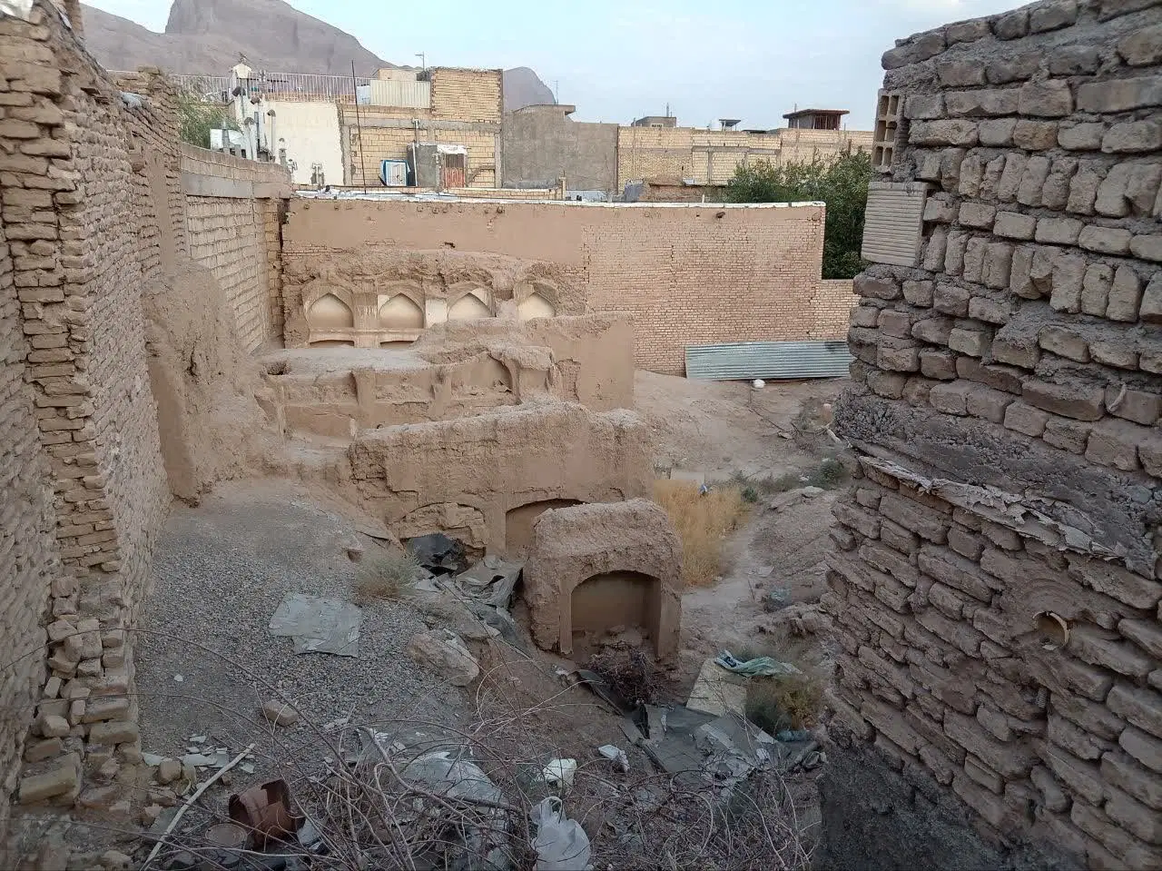 زمین کلنگی