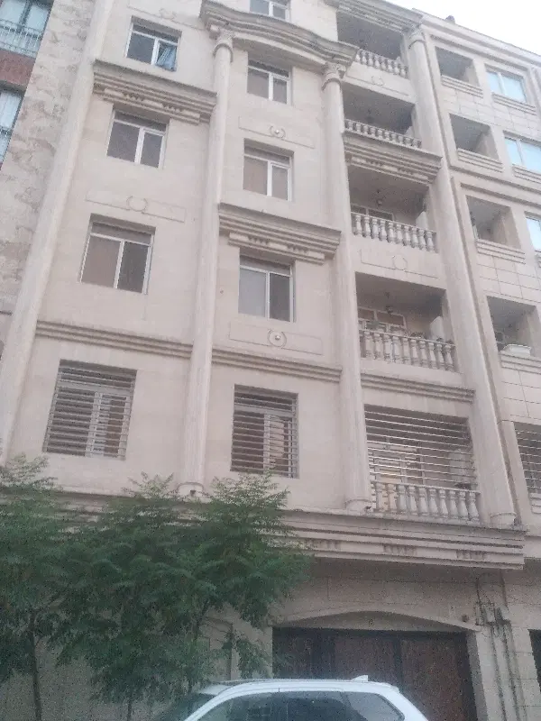 فروش یک واحد آپارتمان