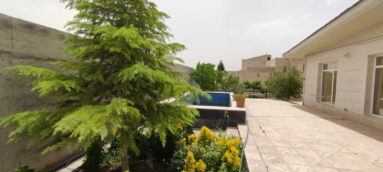4800 متر