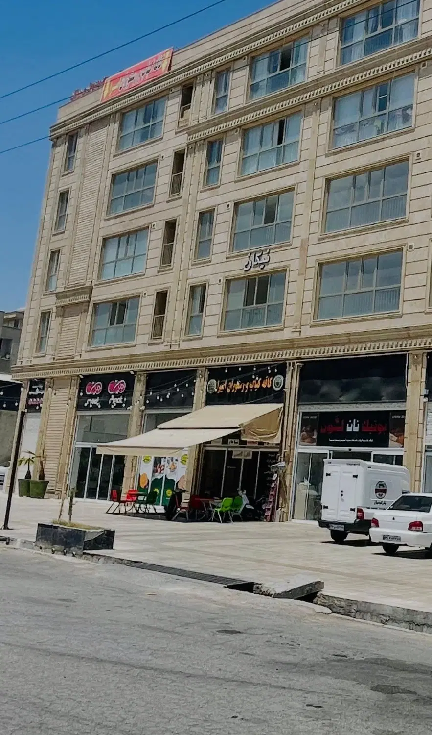 اجاره فوری مغازه ۱۶۵ متری بلوار امیر کبیر