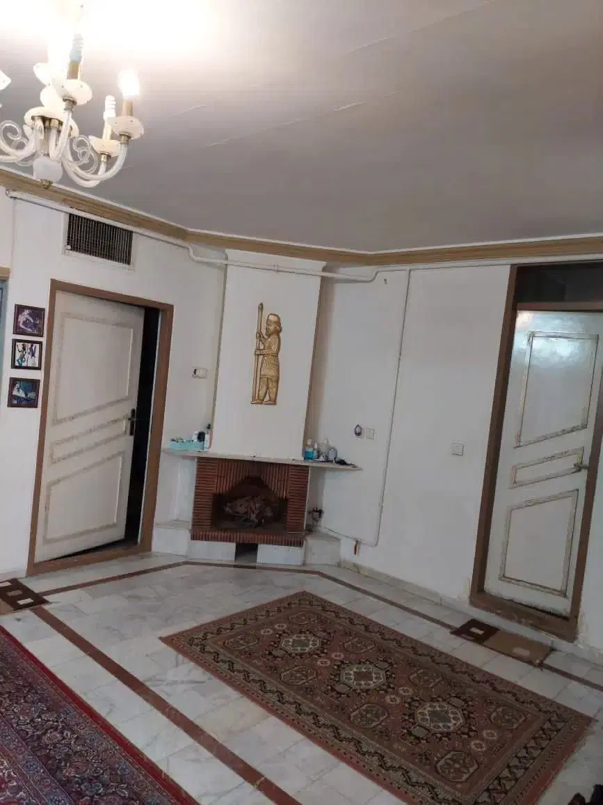 آپارتمان تک واحدی مالک اشتر شمالی