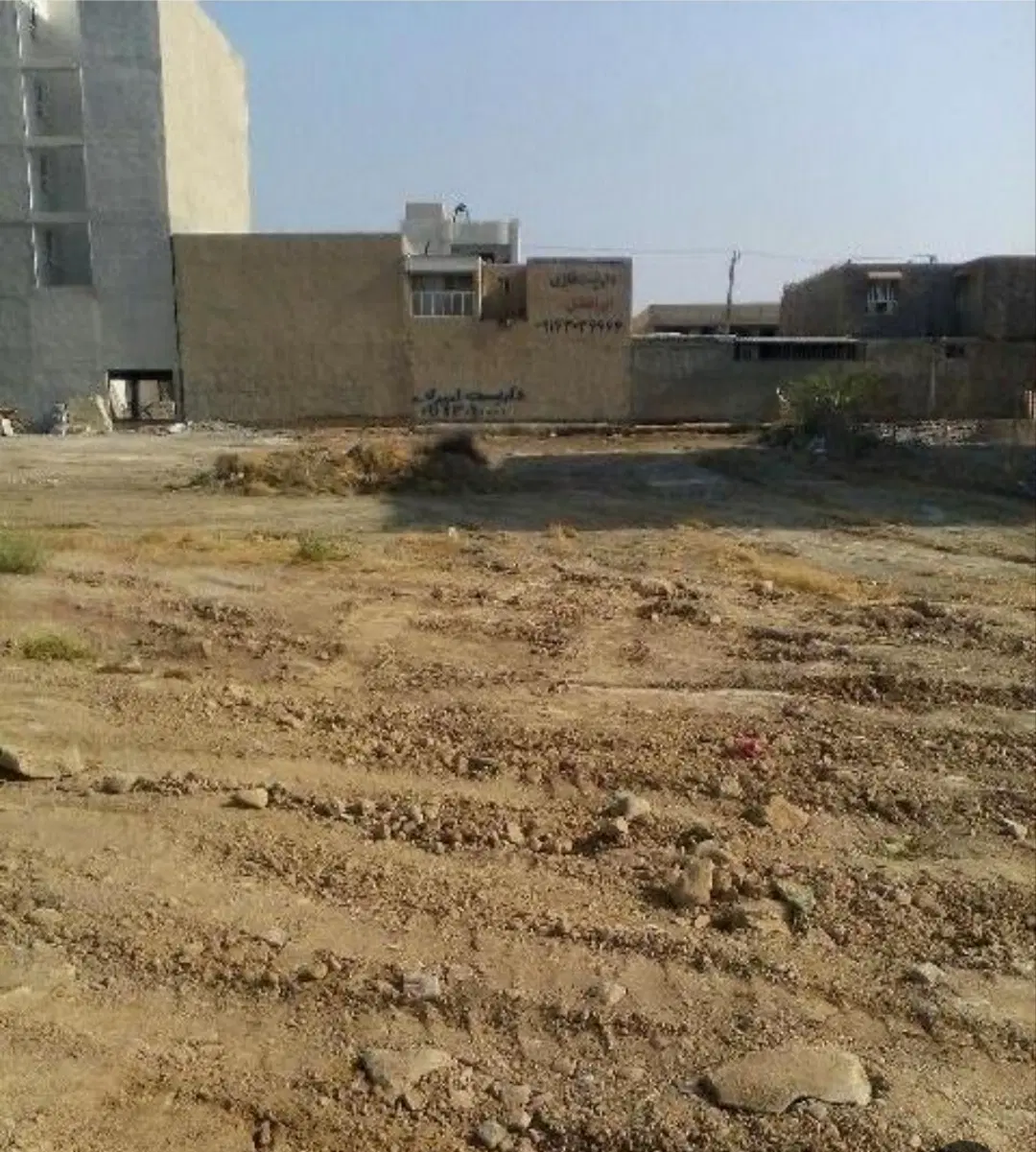 زمین خالی با بهترین خاک کشاورزی مناسب گلخانه کردن