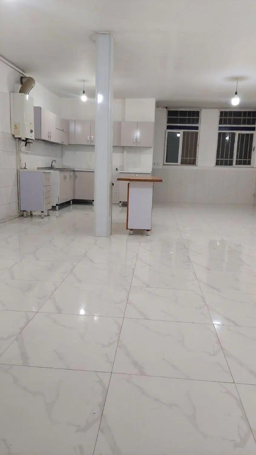 اجاره خانه سی متری فوتبال