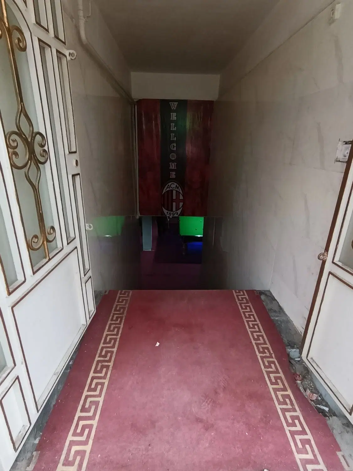 فروش مغازه ۲۵۰ متری زیر زمین