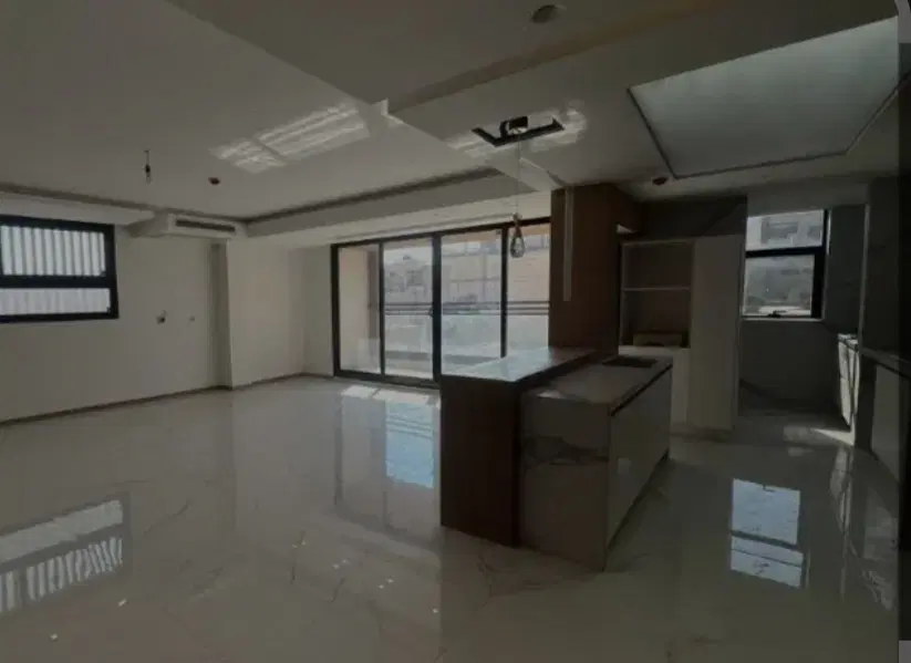 اجاره یک سوییت برای کار