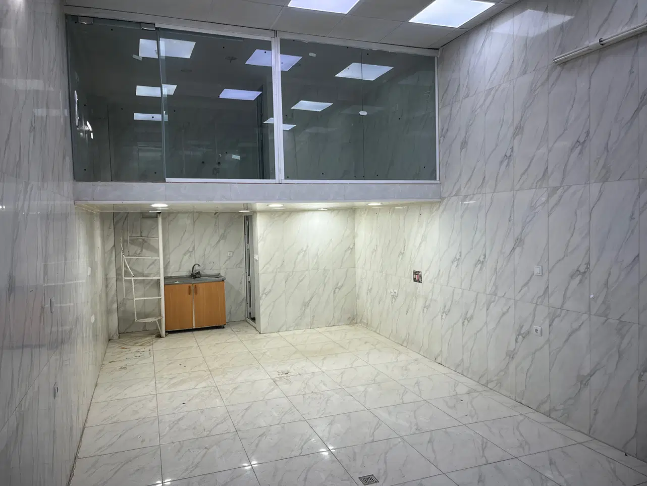 مغازه 35متری