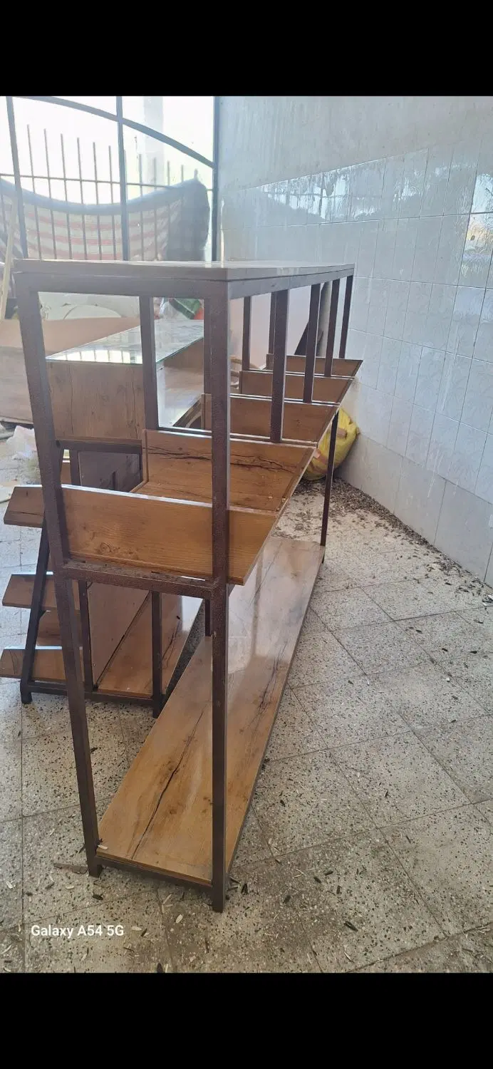مغازه ۳ دهنه به متراژ ۴۰متر دونبش