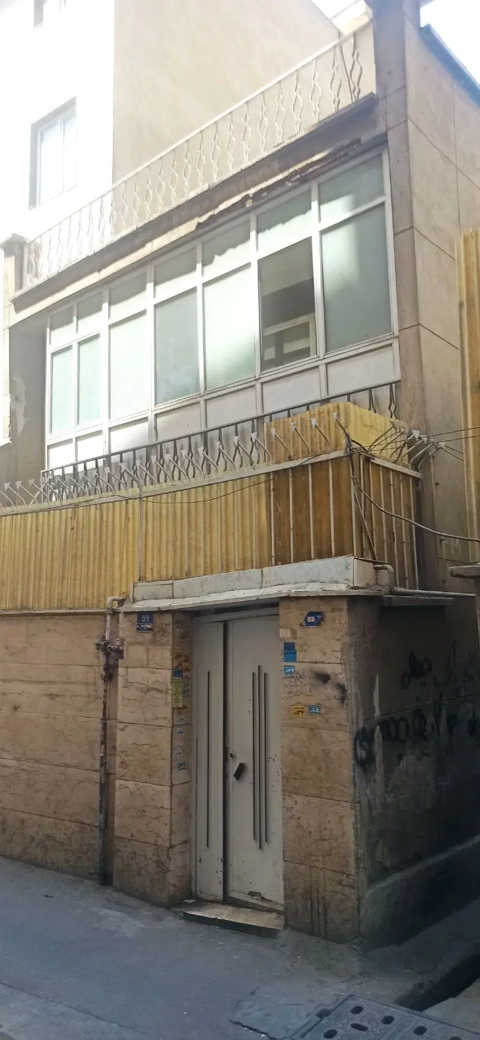 ۴۳متر خانه کلنگی(خیابان دامپزشکی،یادگار)