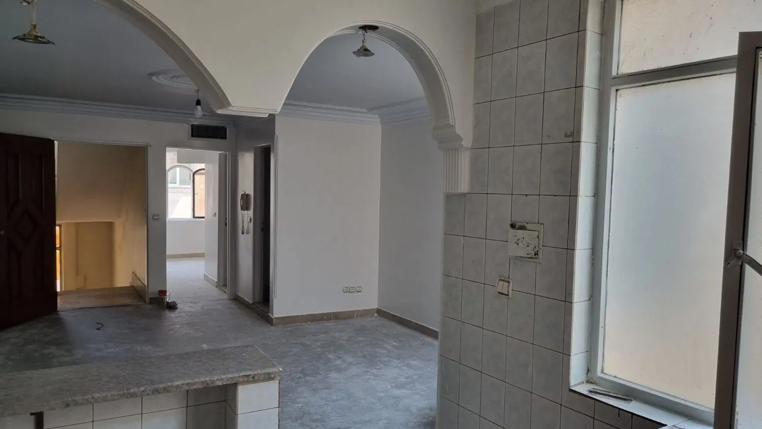 ۵۱ متری با پارکینگ غیرمزاحم