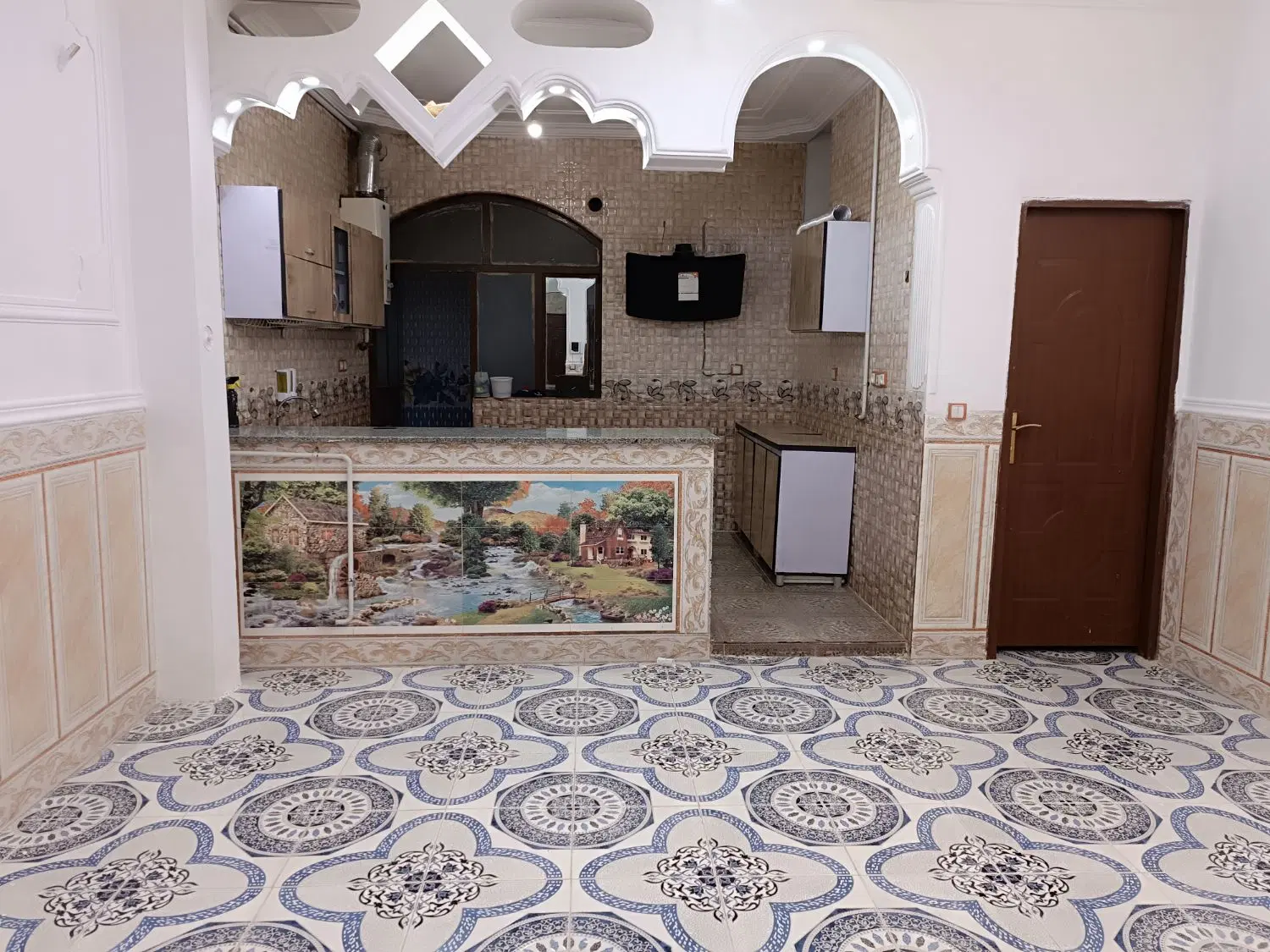 خانه اجاره ای واقع در نبش سیستان ۲۶