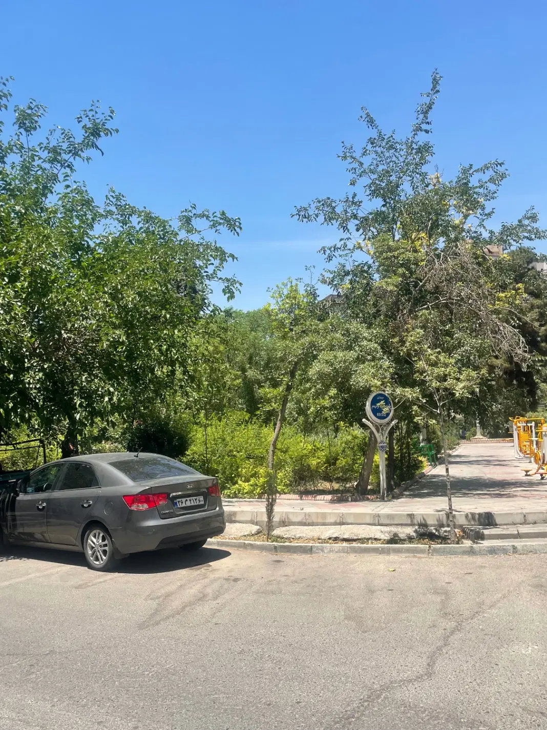 نارمک دور میدان