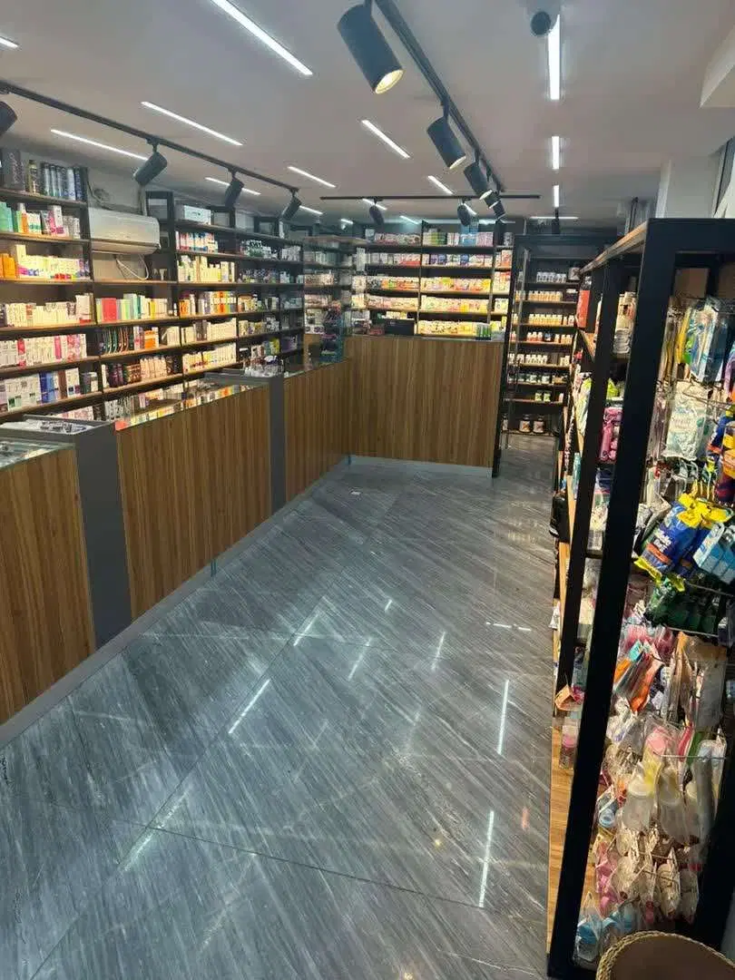 لوکیشن فعال داروخانه با فروش سه رقمی