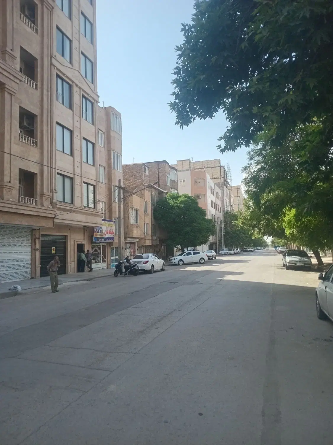اپارتمان ولی العصر۱۶